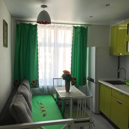 Marylu Home Lviv Eksteriør billede